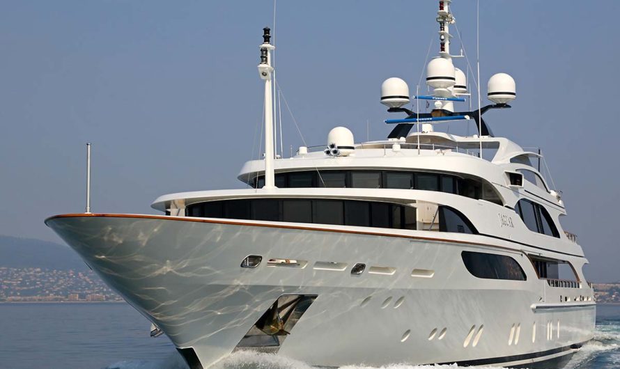 Сонник: Яхта