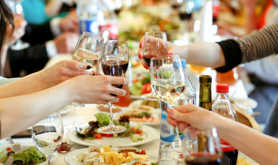 Сонник: Застолье