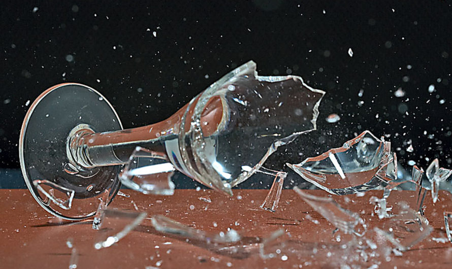 Приметы: Разбить что-либо