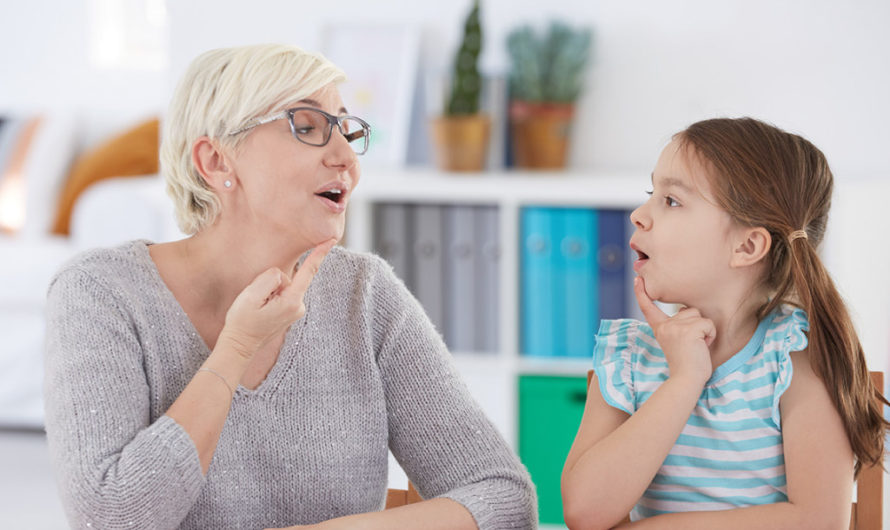 Сонник: Заикаться