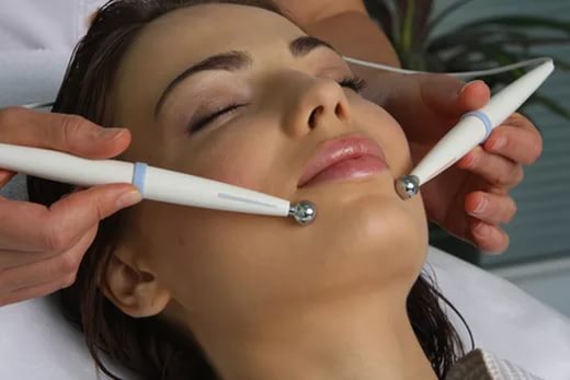 Процедуры микротоковой терапии для лица