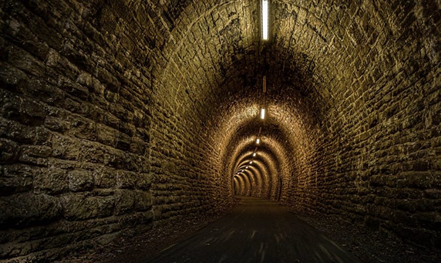 Сонник: Тоннель