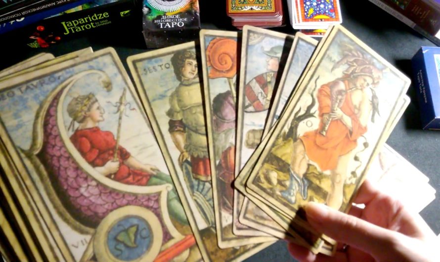 Гадание на картах Таро — Напишет ли он мне