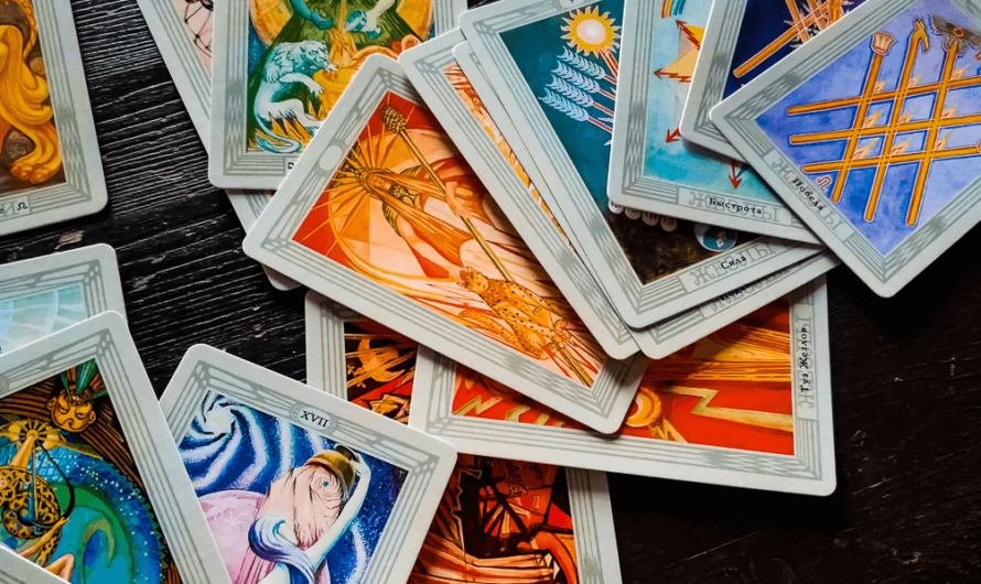 Гадание на год на картах Таро онлайн
